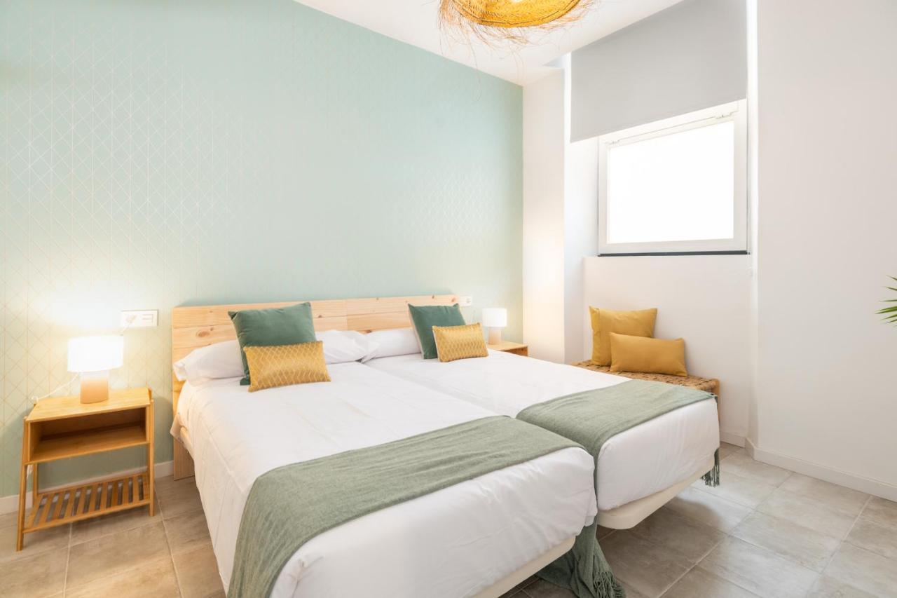Apartamentos Luna Suites Palacio Dorita Granada Exterior foto